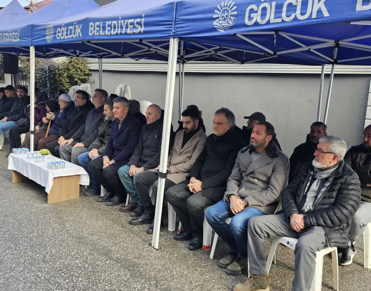 Kocaeli Gölcüklü şehit kabri başında anıldı