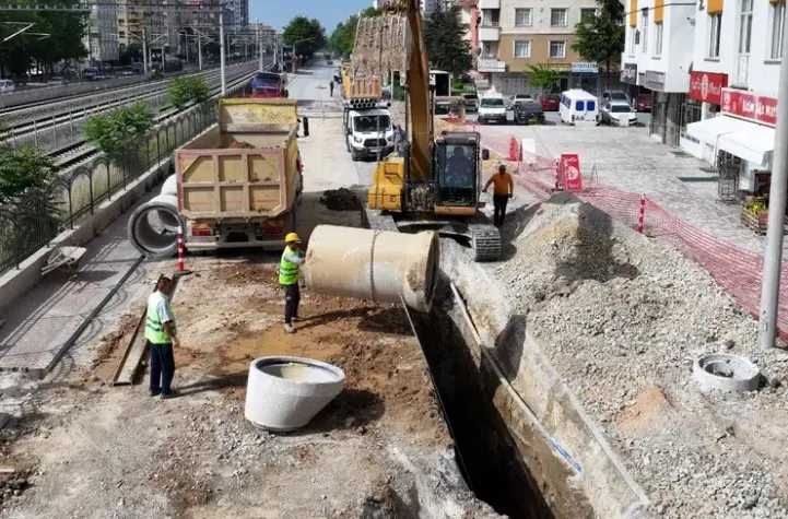 Konya Büyükşehir, 1 Yılda 574 Kilometre Yeni Su ve Kanalizasyon Şebekesi Kurdu haberi