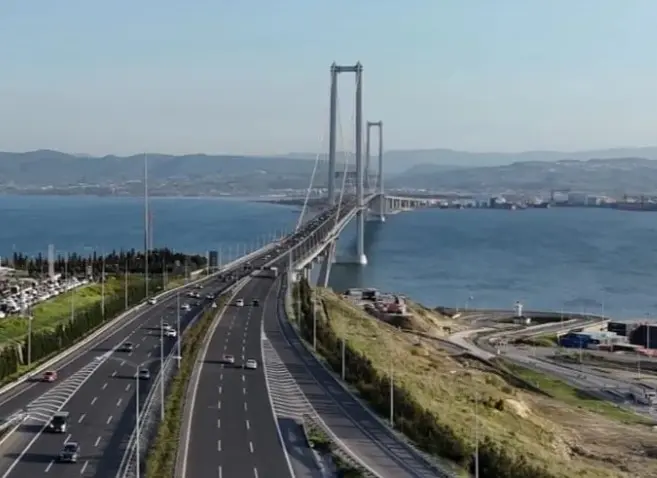 Köprü ve Otoyol Geçiş Ücretlerine Yeni Düzenleme! haberi