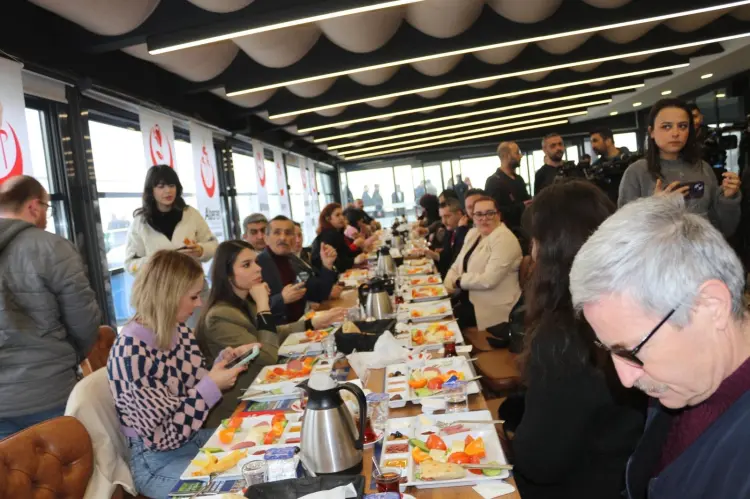 BBP 32'nci yılında Bursa'da gazetecilerle buluştu güncel haberi