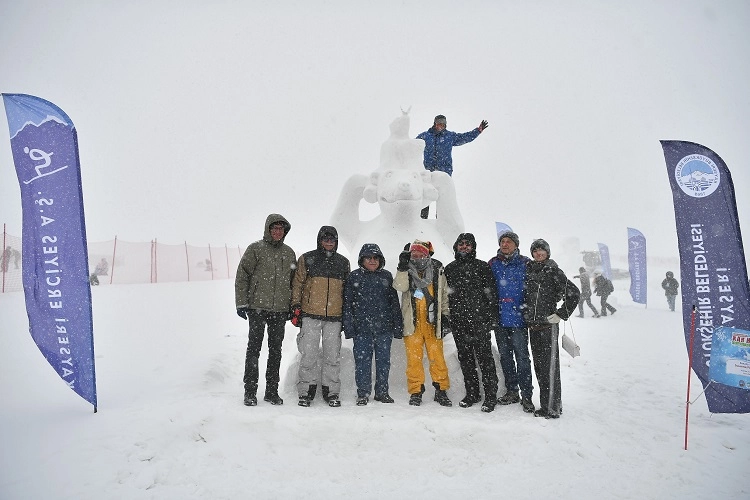 Erciyes'teki kar sanat eseri güncel haberi