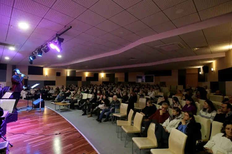 Klarnet ve kanun tınılarıyla unutulmaz gece güncel haberi