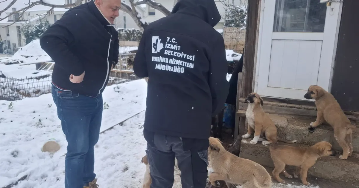 Kocaeli İzmit Belediyesinden soğuk günlerde sıcak destek güncel haberi