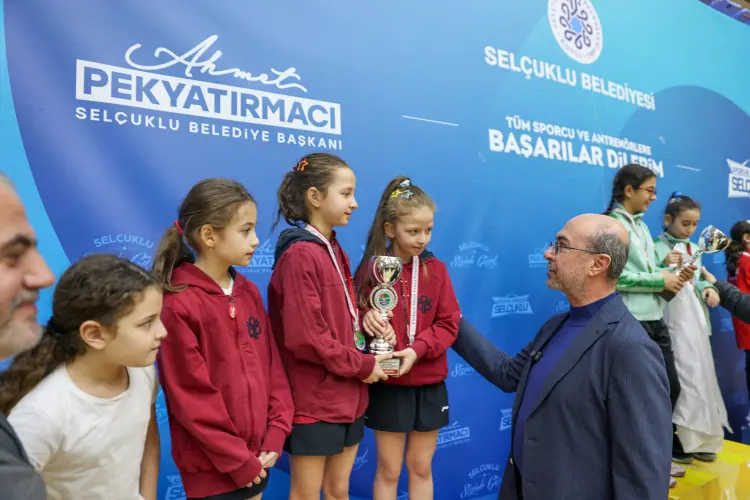 Konya Selçuklu masa tenisi müsabakalarına ev sahipliği yaptı güncel haberi