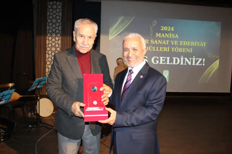 Manisa Kültür, Sanat, Edebiyat Ödülleri sahiplerini buldu güncel haberi